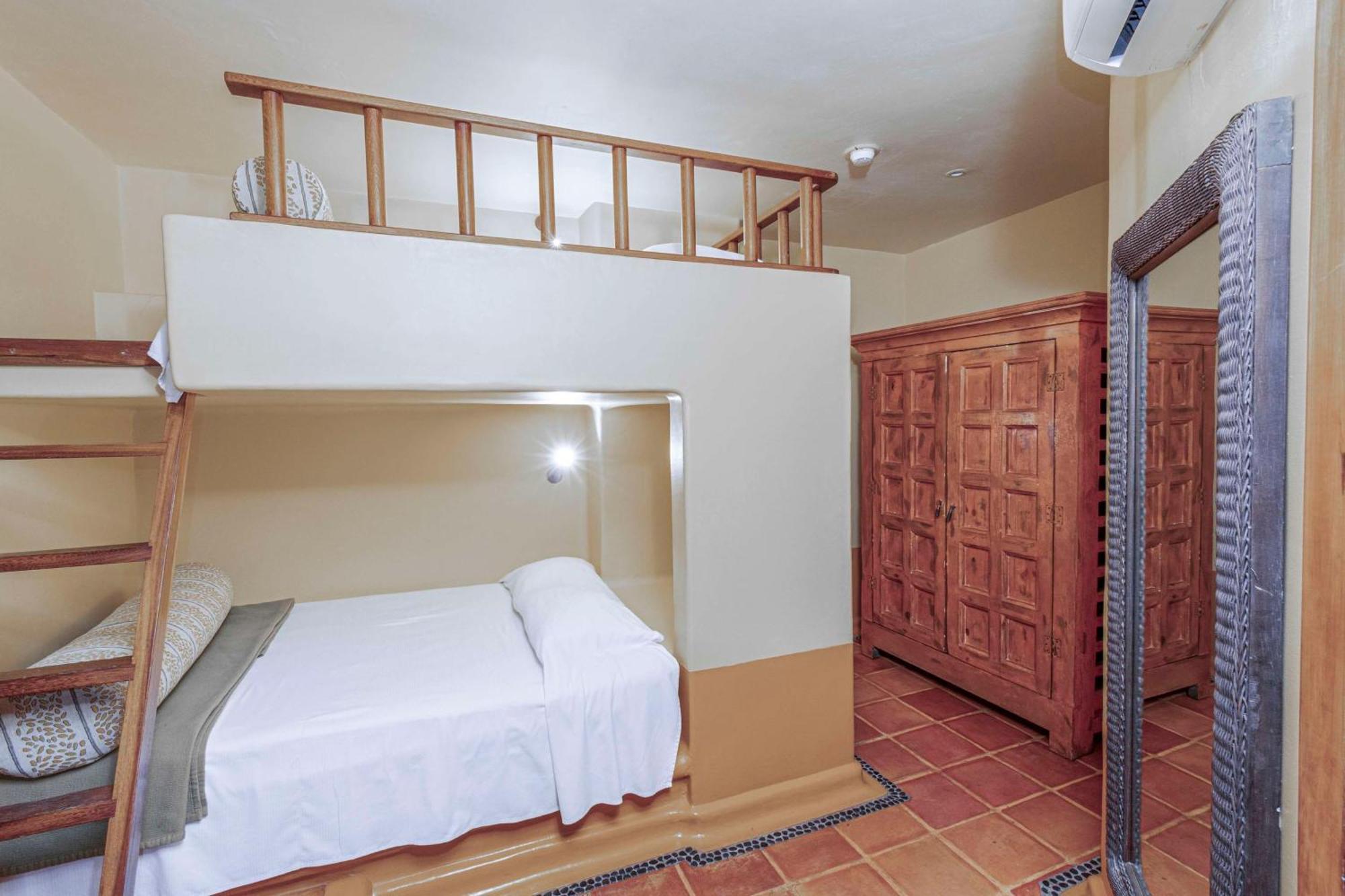 Hilton Grand Vacations Club Zihuatanejo 호텔 외부 사진