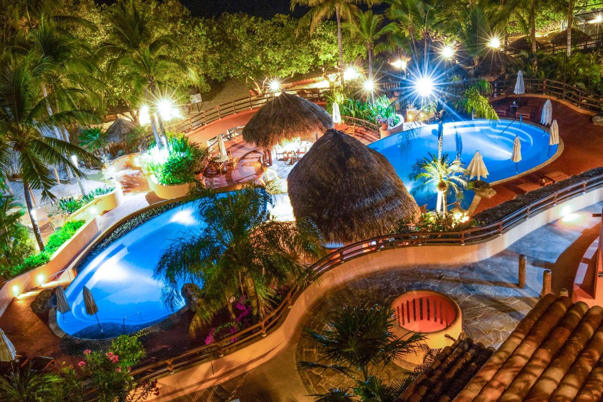 Hilton Grand Vacations Club Zihuatanejo 호텔 외부 사진